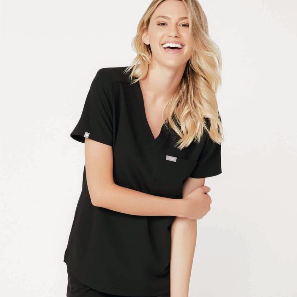 Figs Scrub Top
